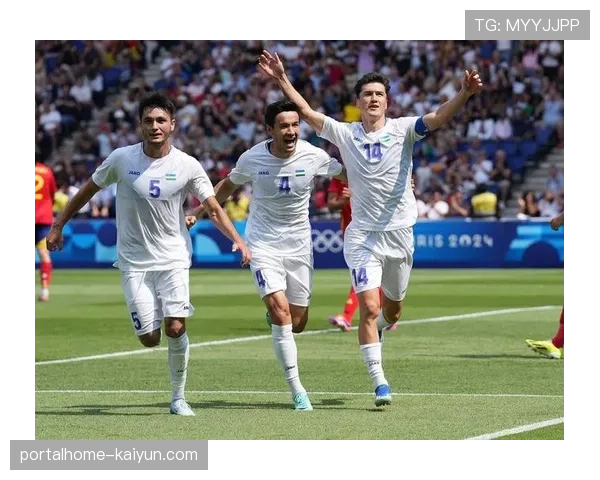 乌兹别克斯坦核心球员评估:胡萨诺夫在后防线的领导作用分析 乌兹别克斯坦核心球员评估:胡萨诺夫在后防线的领导作用分析